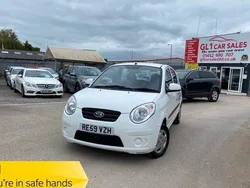 White Used 2009 Kia Picanto 2 Hatchback | £1,999 (Fair price)