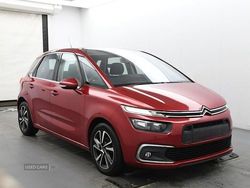 Red Used 2017 Citroën C4 Picasso Feel MPV | £6,799 (Fair price)