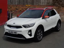 White Used 2019 Kia Stonic SUV | £9,400 (Fair price)