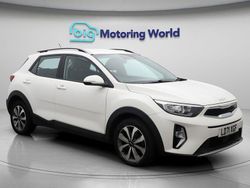 White Used 2021 Kia Stonic SUV | £9,700 (Fair price)