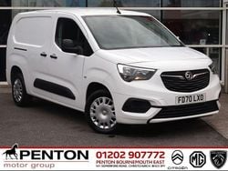 White Used 2020 Vauxhall Combo Sportive MPV | £8,490 (Fair price)