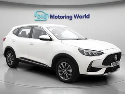White Used 2023 MG HS SE SUV | £17,000 (Fair price)