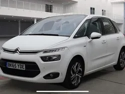 White Used 2015 Citroën C4 Picasso Exclusive MPV | £5,895 (Fair price)