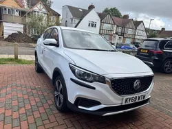 White Used 2019 MG ZS Excite Sedan | £7,350 (Expensive)