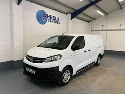 White Used 2020 Vauxhall Vivaro S Van | £6,990 (Good price)