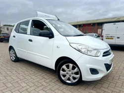 White Used 2011 Hyundai i10 Classic Hatchback | £1,995 (Fair price)