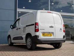 White Used 2022 Citroën Berlingo MPV | £9,412 (Super price)