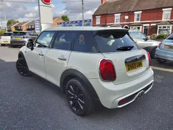 White Used 2019 Mini Cooper S Classic Hatchback | £11,990 (Super price)