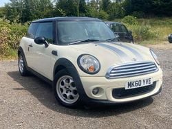 White Used 2010 Mini Cooper Hatch Hatchback | £1,480