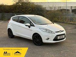 White Used 2011 Ford Fiesta Zetec Hatchback | £1,995 (Good price)