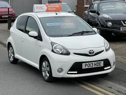 White Used 2013 Toyota Aygo Hatchback | £3,990 (Fair price)