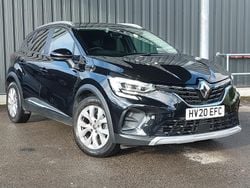Black Used 2020 Renault Captur Iconic SUV | £11,998 (A bit pricey)