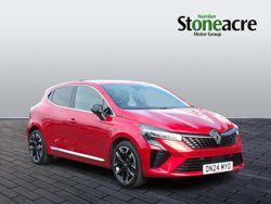 Red Used 2024 Renault Clio V Techno Hatchback | £15,995 (Fair price)