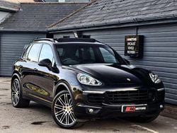 Black Used 2017 Porsche Cayenne S E-Hybrid SUV | £28,989