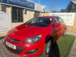 Red Used 2014 Vauxhall Astra SRi Hatchback | £2,995 (Fair price)