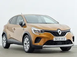 Orange Used 2021 Renault Captur Iconic SUV | £13,698 (Fair price)