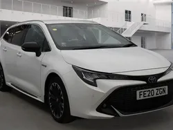 White Used 2020 Toyota Corolla Sport Estate | £19,439 (Expensive)