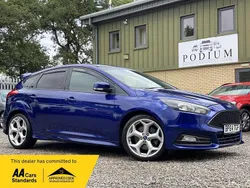 Blue Used 2015 Ford Focus ST Hatchback | £6,990 (Good price)
