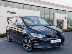 Black Used 2025 VW Touran SEL MPV | £36,999
