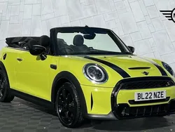 Yellow Used 2022 Mini Cooper S Classic Hatchback | £19,992 (Fair price)