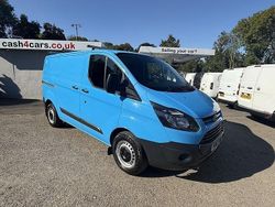 Blue Used 2017 Ford Transit Custom Van | £6,995 (Fair price)