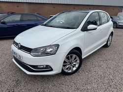 White Used 2015 VW Polo SE Hatchback | £9,589 (Fair price)