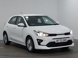 White Used 2022 Kia Rio 2 Hatchback | £13,498 (Fair price)
