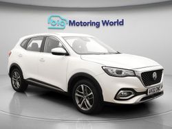 White Used 2022 MG HS Excite SUV | £13,900 (Fair price)