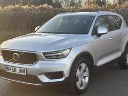 Silver Used 2018 Volvo XC40 Momentum SUV | £17,300 (Fair price)
