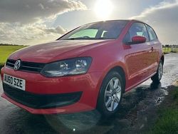 Red Used 2010 VW Polo SE Hatchback | £6,995 (A bit pricey)