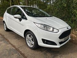 White Used 2013 Ford Fiesta Zetec Hatchback | £3,795 (Fair price)