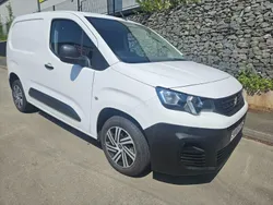 White Used 2019 Peugeot Partner MPV | £6,975 (Fair price)