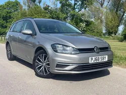 Tungsten silver Used 2018 VW Golf VII SE Estate | £7,795 (Fair price)