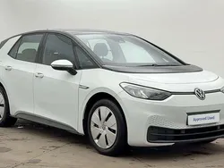 Glacier white metallic black Used 2022 VW ID.3 Pro Performance Hatchback | £14,527 (Fair price)