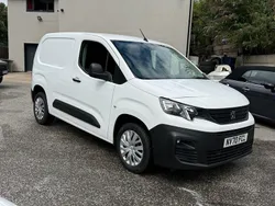 White Used 2020 Peugeot Partner MPV | £6,990 (Good price)