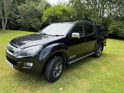 Black Used 2015 Isuzu D-Max Pickup | £14,995 (Fair price)