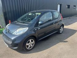 Orange Used 2009 Peugeot 107 Hatchback | £1,995 (Good price)