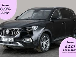 Black Used 2022 MG HS Exclusive SUV | £16,617 (Fair price)
