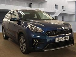 Blue Used 2022 Kia Niro 3 SUV | £15,490 (Good price)