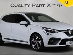 White Used 2022 Renault Clio V RS Line Hatchback | £10,775 (Fair price)