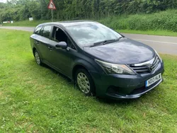 Blue Used 2013 Toyota Avensis Active Estate | £1,995