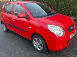 Red Used 2010 Kia Picanto 2 Hatchback | £1,995 (Super price)