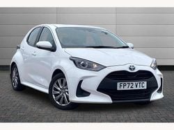 White Used 2023 Toyota Yaris Hybrid Hatchback | £17,995 (Fair price)