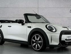 White Used 2024 Mini Cooper S Exclusive Hatchback | £25,444 (Fair price)