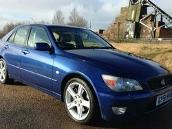 Used 2002 Lexus IS200 Sedan | £1,995