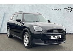 Midnight black ii Used 2024 Mini Countryman Classic SUV | £27,995 (Fair price)
