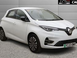 White Used 2023 Renault Zoe Techno Hatchback | £15,120 (Expensive)