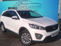 White Used 2017 Kia Sorento SUV | £11,749 (Good price)