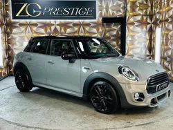 Used 2021 Mini Cooper Hatch Hatchback | £13,995 (Fair price)