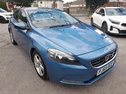 Blue Used 2015 Volvo V40 Estate | £4,295 (Fair price)